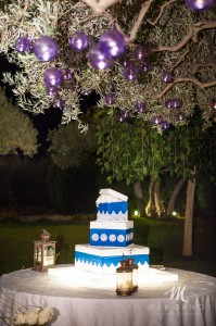 wedding cake table